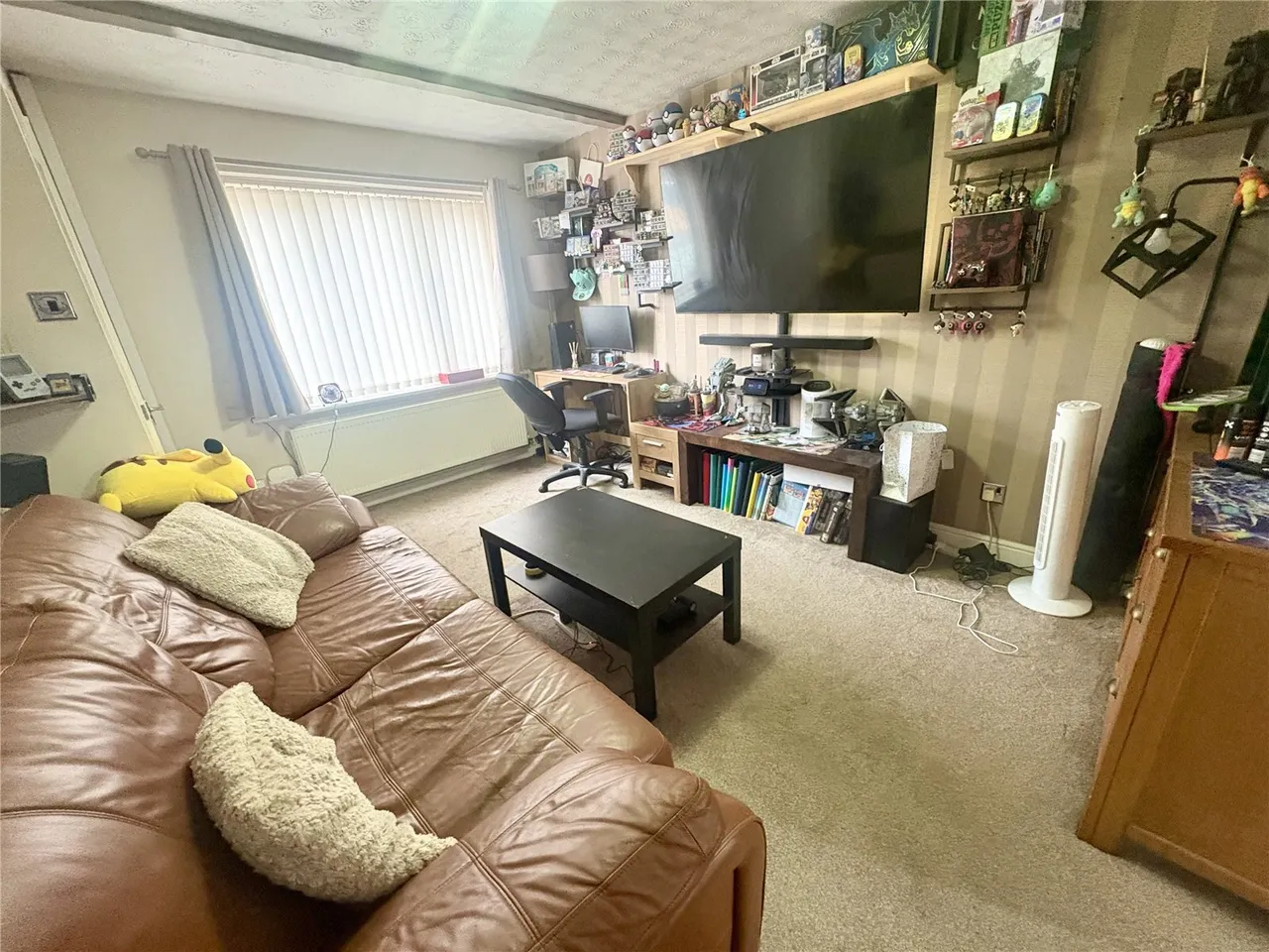 Ravensbourne Grove, Willenhall, WV13, photo 3
