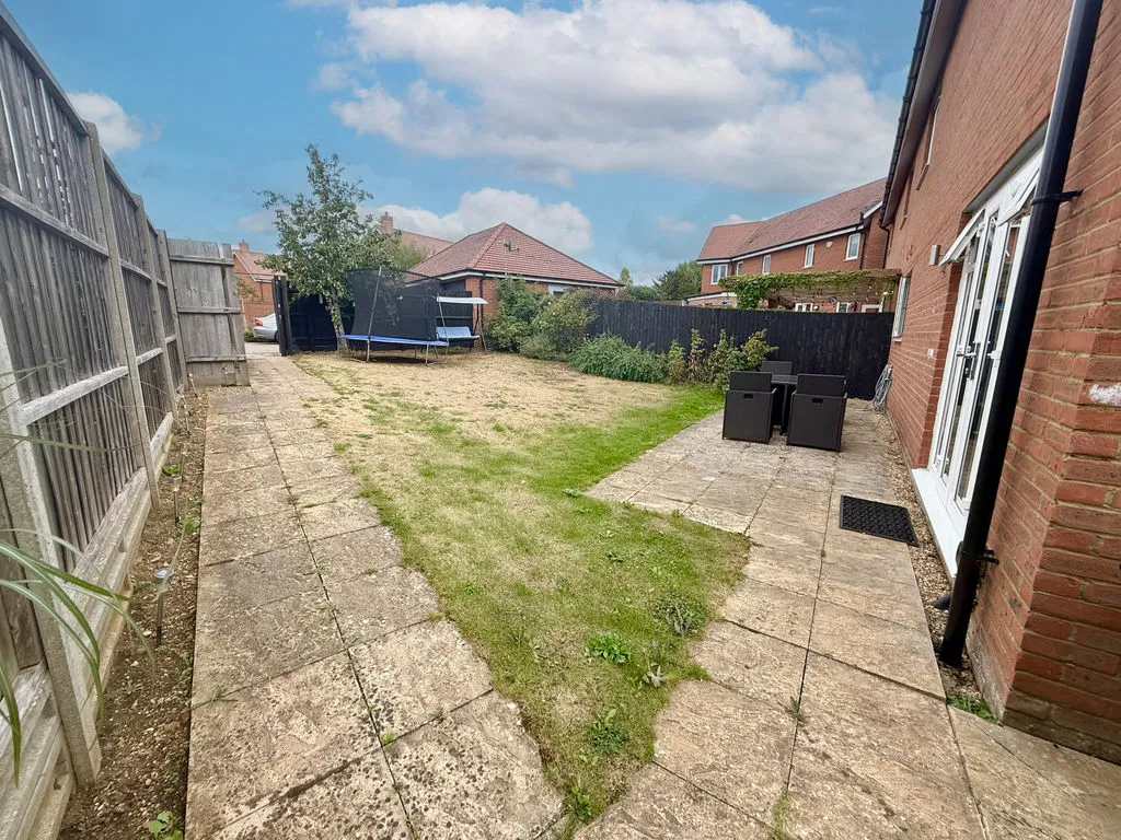 Stewkley Road, Wing, LU7, photo 11
