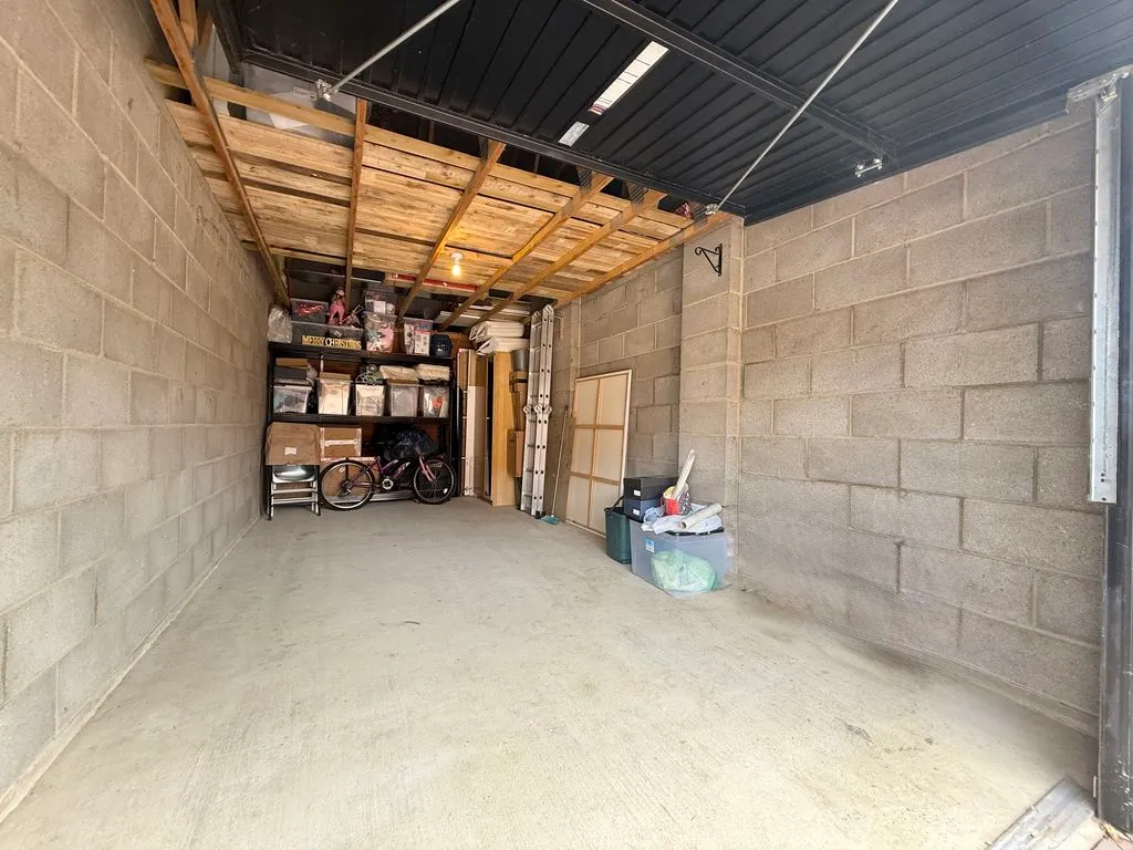 Stewkley Road, Wing, LU7, photo 13