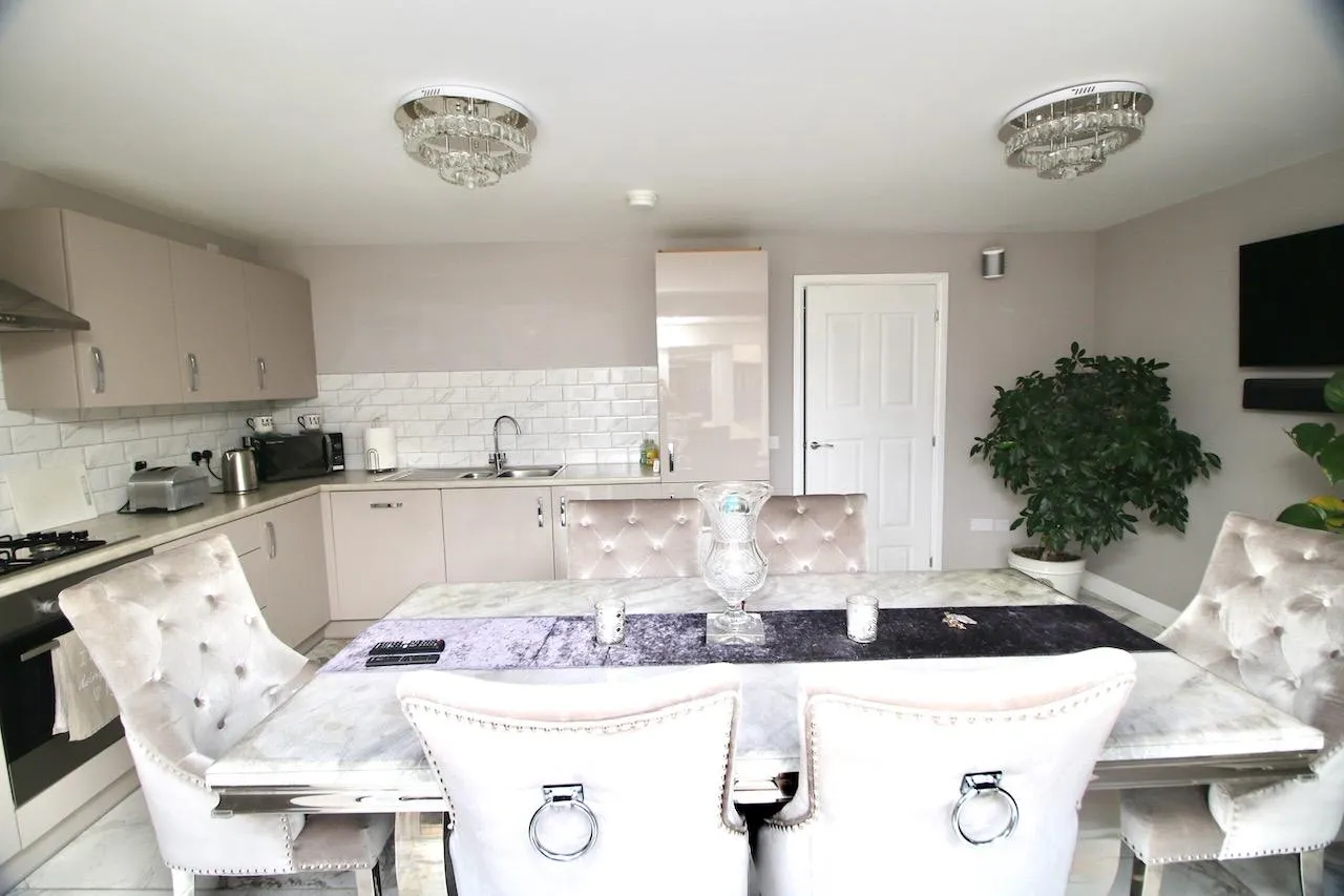 Bryony Wynd, Cumbernauld, G68 9FU, photo 6