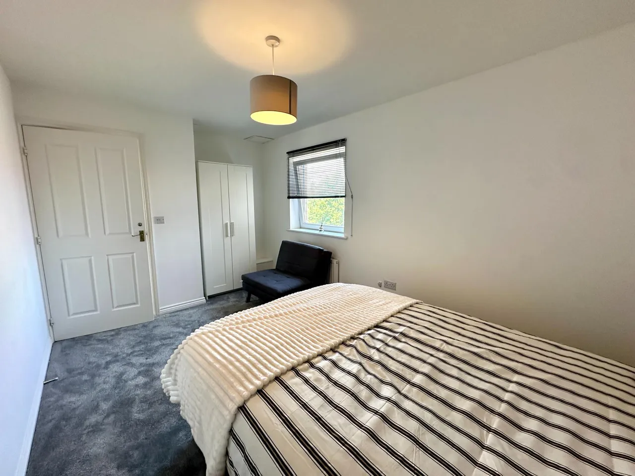 Key Gardens, Heath Town, Wolverhampton, WV10, photo 4