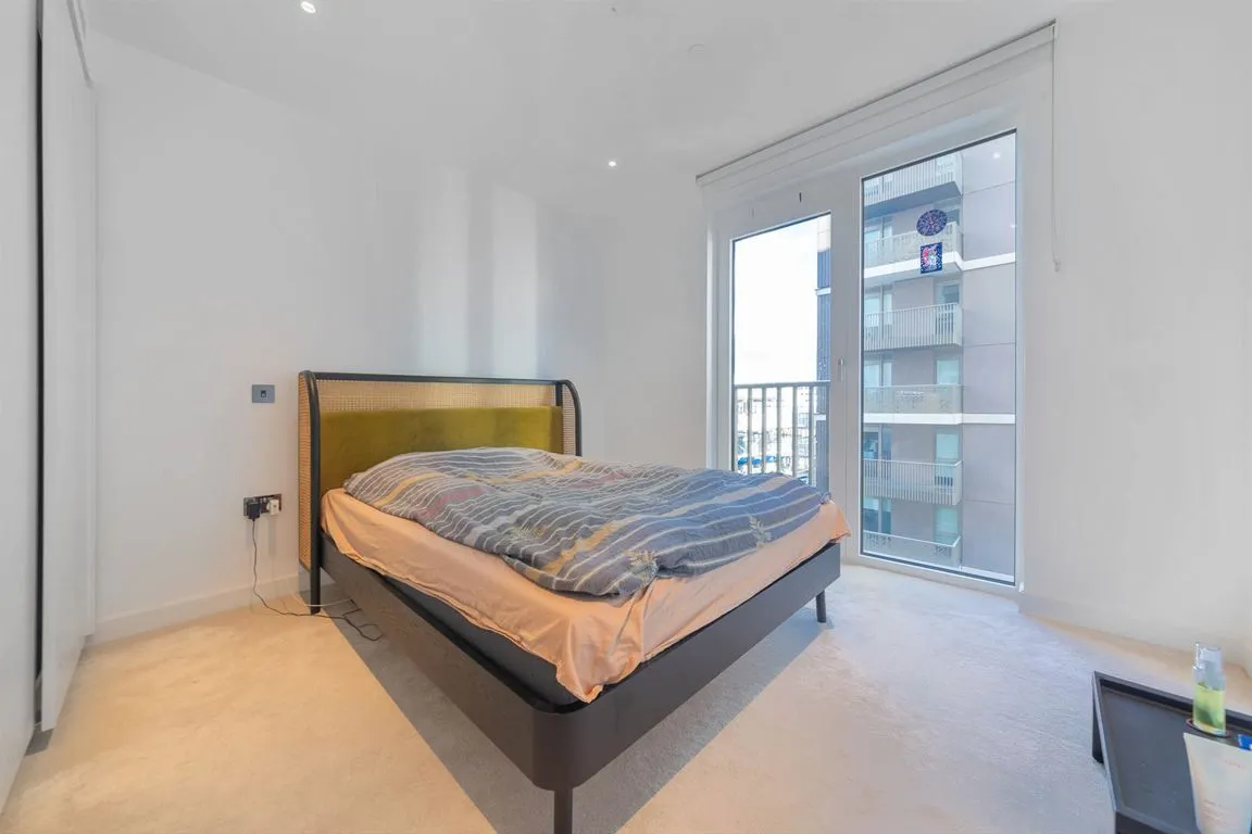 Bowery Apartments, White City, photo 3