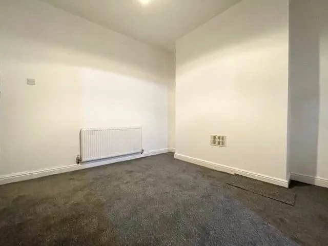 Ivy Leigh, Liverpool, L13, photo 5