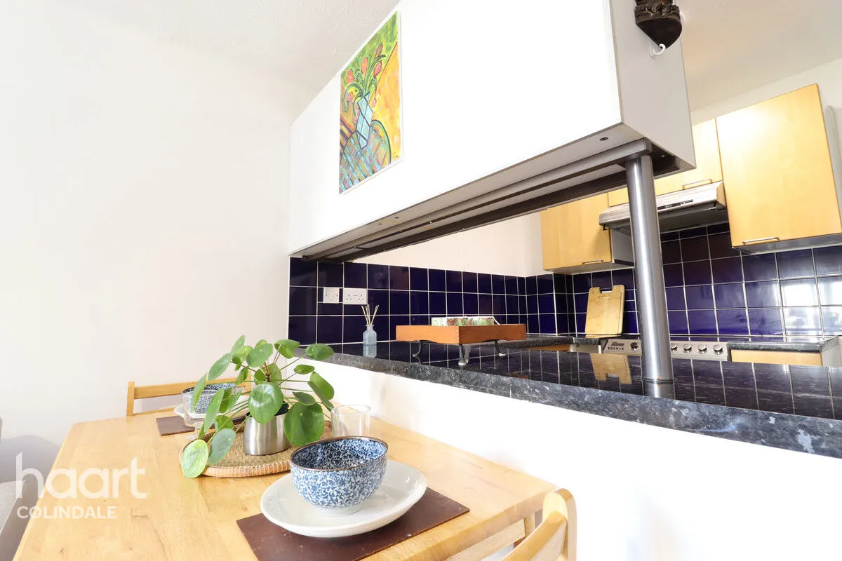 Eagle Drive, London, NW9, photo 6