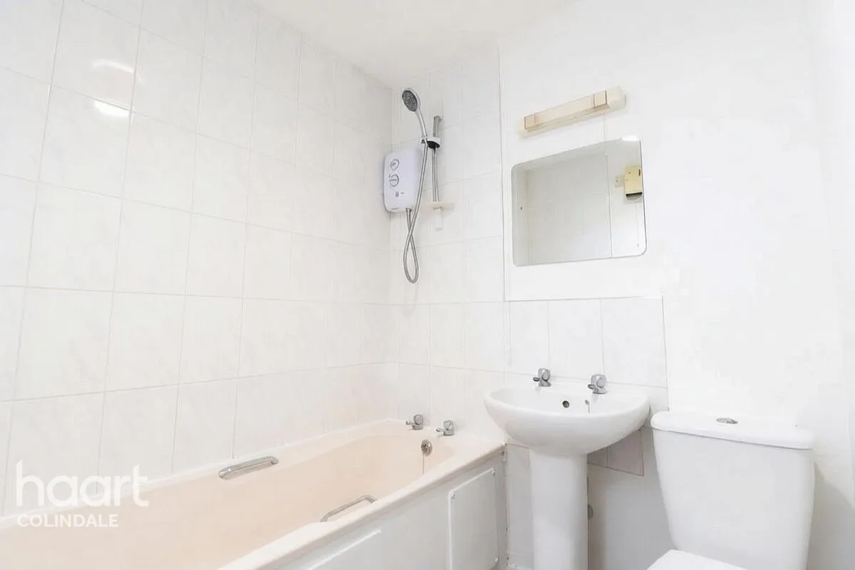 Eagle Drive, London, NW9, photo 10