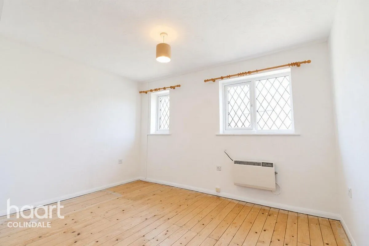Eagle Drive, London, NW9, photo 8