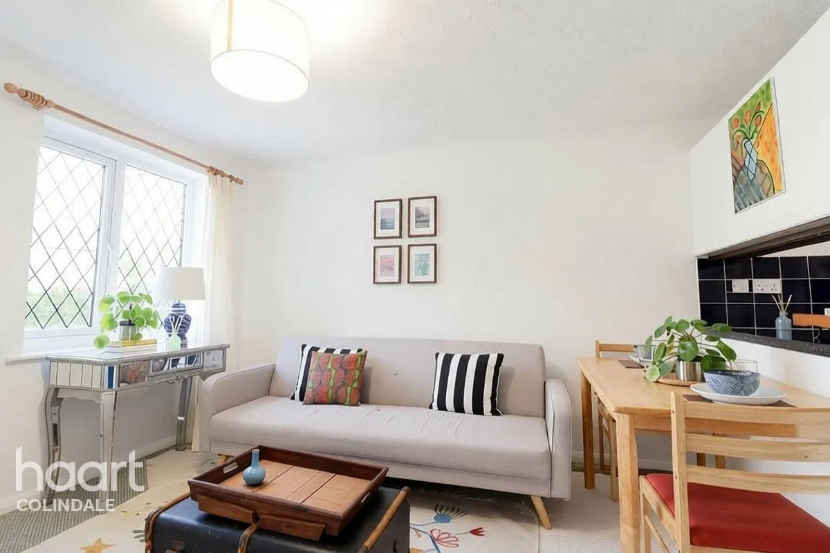 Eagle Drive, London, NW9, photo 4