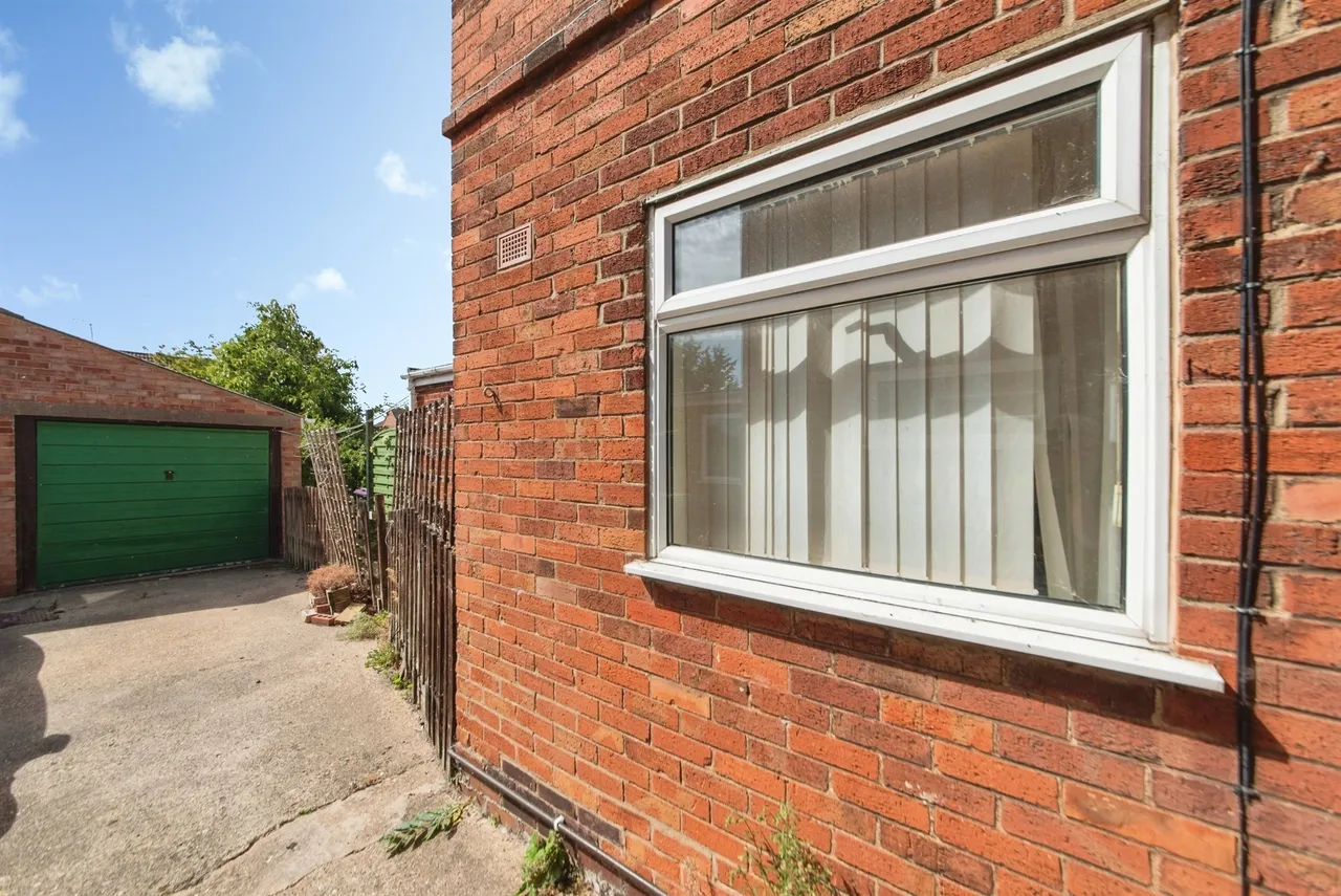 Harrington Street, Bourne, PE10, photo 11