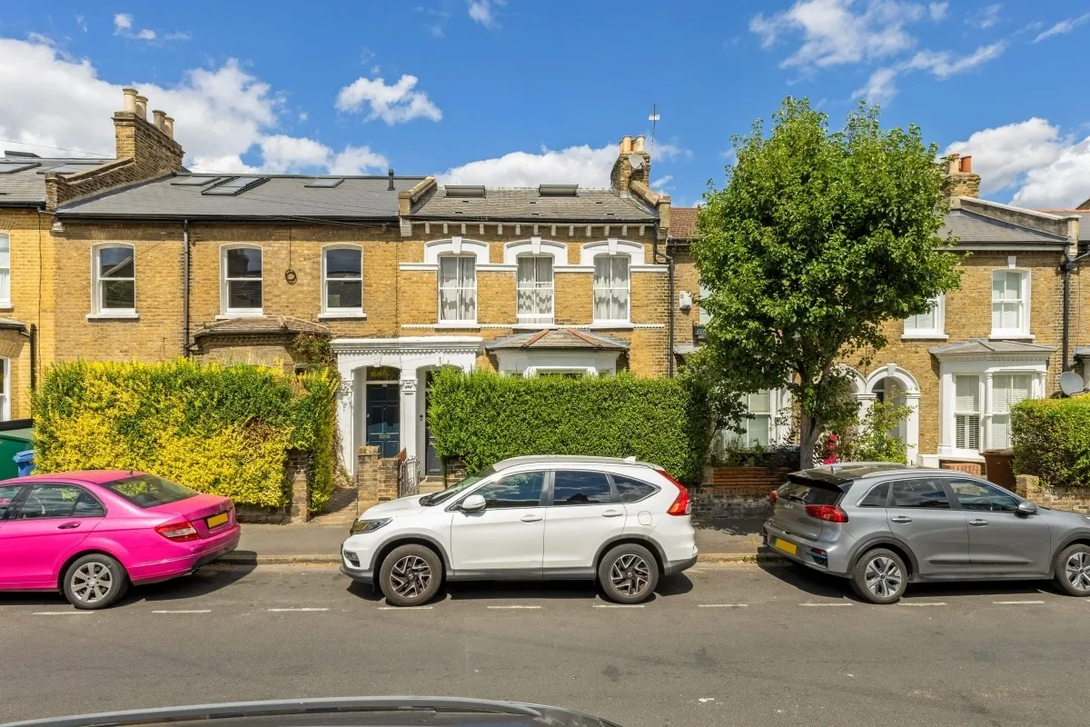 5 bed house to rent — Choumert Road London SE15