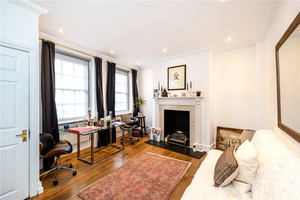 Hays Mews, Mayfair, W1J, photo 2