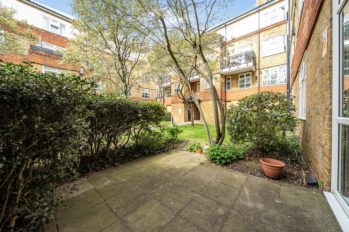 London, SE16 5HB, photo 5