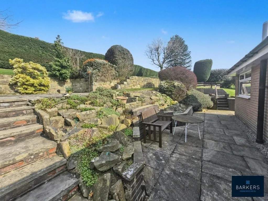Swallow Hill, Upper Batley WF17 0QN, photo 22