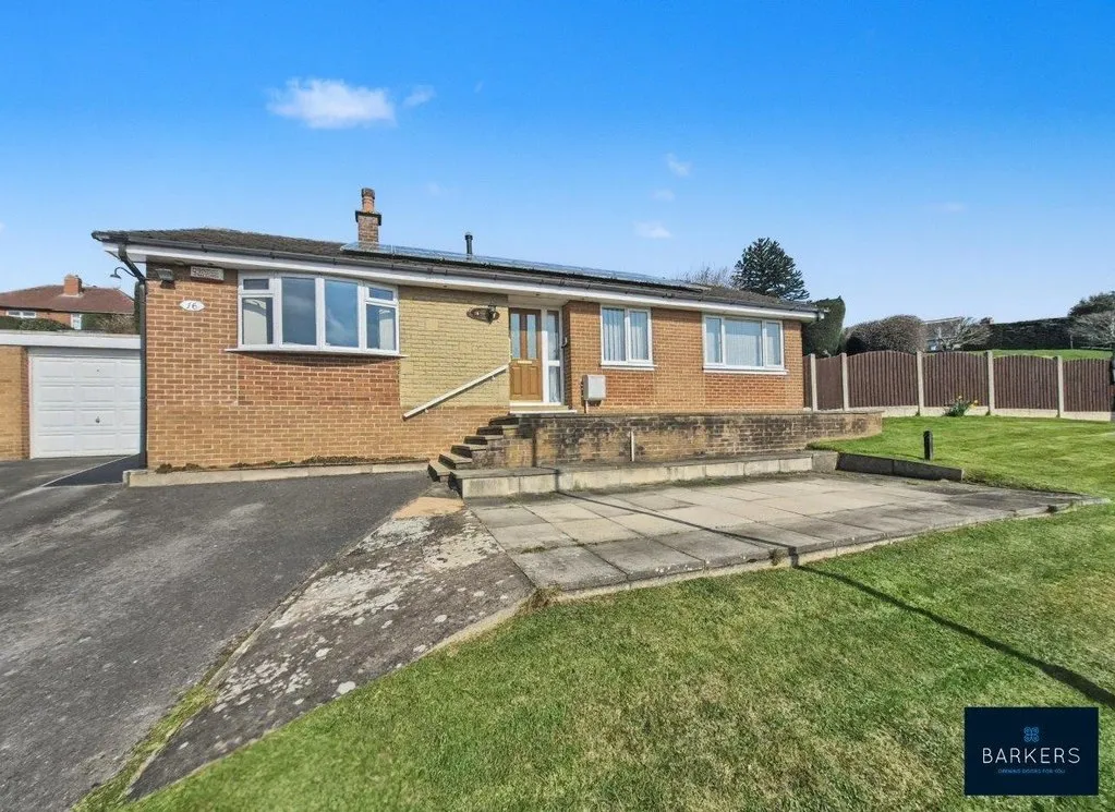 3 bed house for sale — Swallow Hill, Upper Batley WF17 0QN