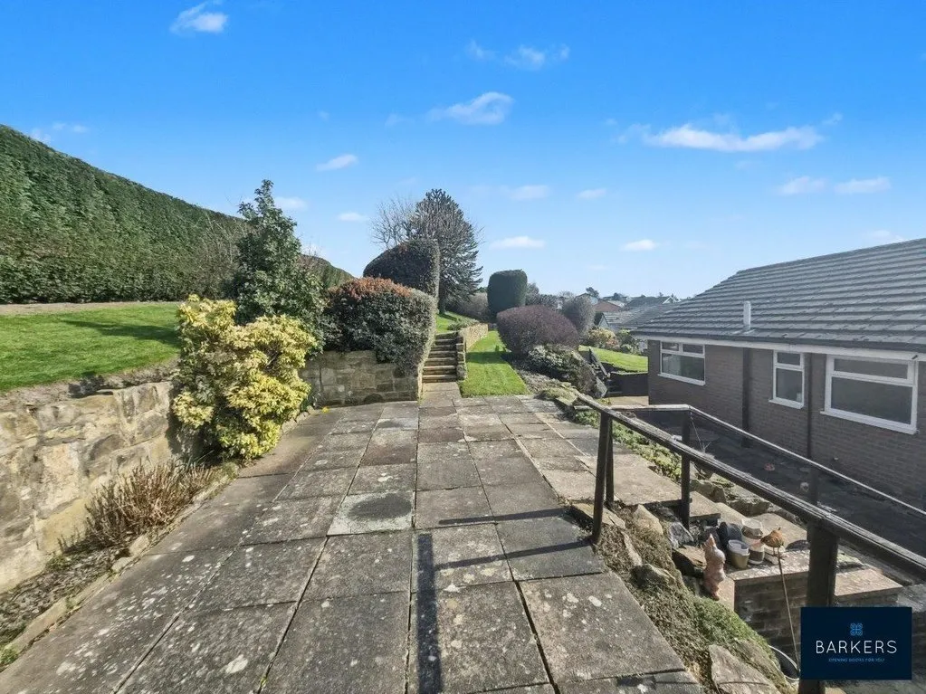 Swallow Hill, Upper Batley WF17 0QN, photo 21
