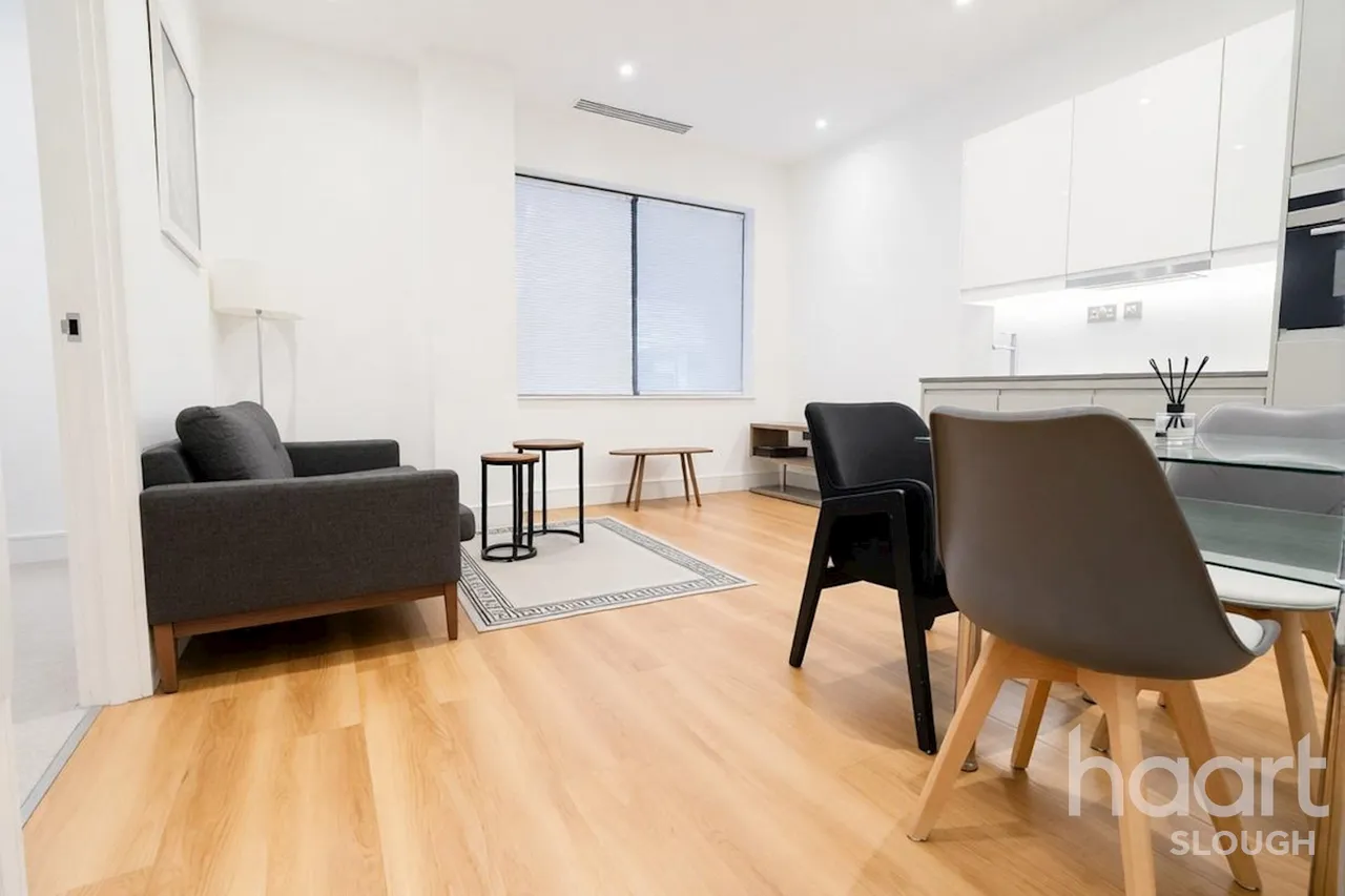 Bath Road, SL1, photo 17