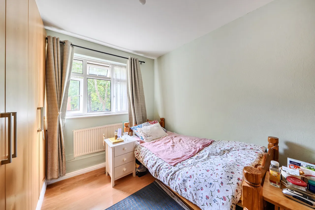 Bernays Close, Stanmore, HA7, photo 15