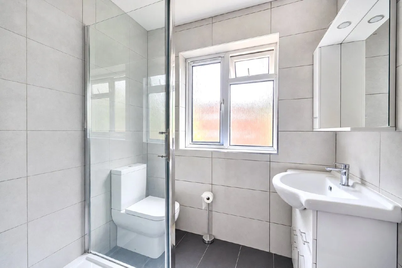 Bernays Close, Stanmore, HA7, photo 17