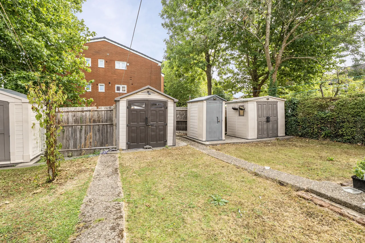 Bernays Close, Stanmore, HA7, photo 10