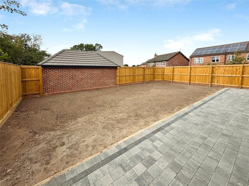 Doncaster Road, Hatfield, DN7, photo 16