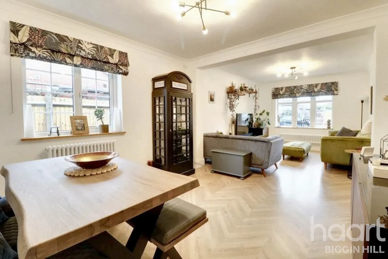 Village Green Avenue, Biggin Hill, TN16, photo 2