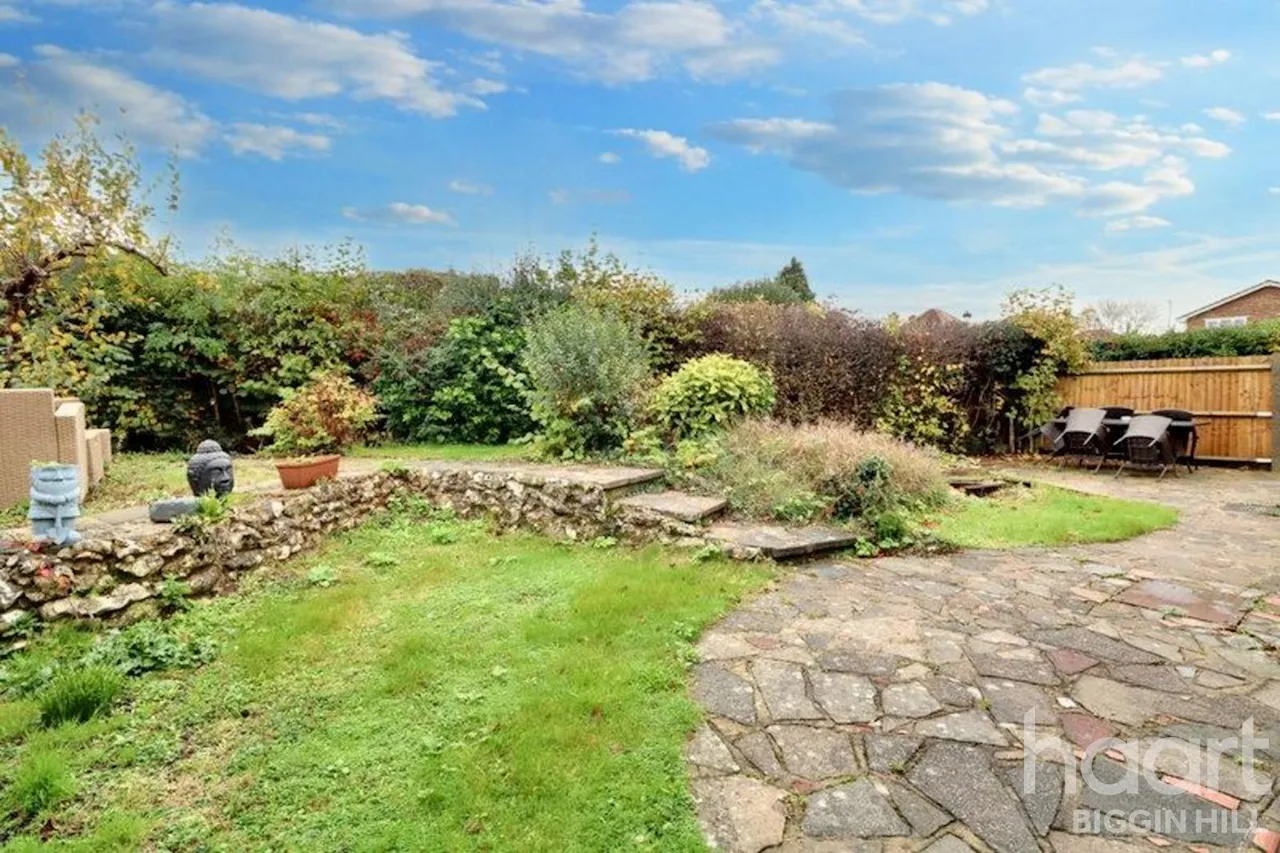 Village Green Avenue, Biggin Hill, TN16, photo 14