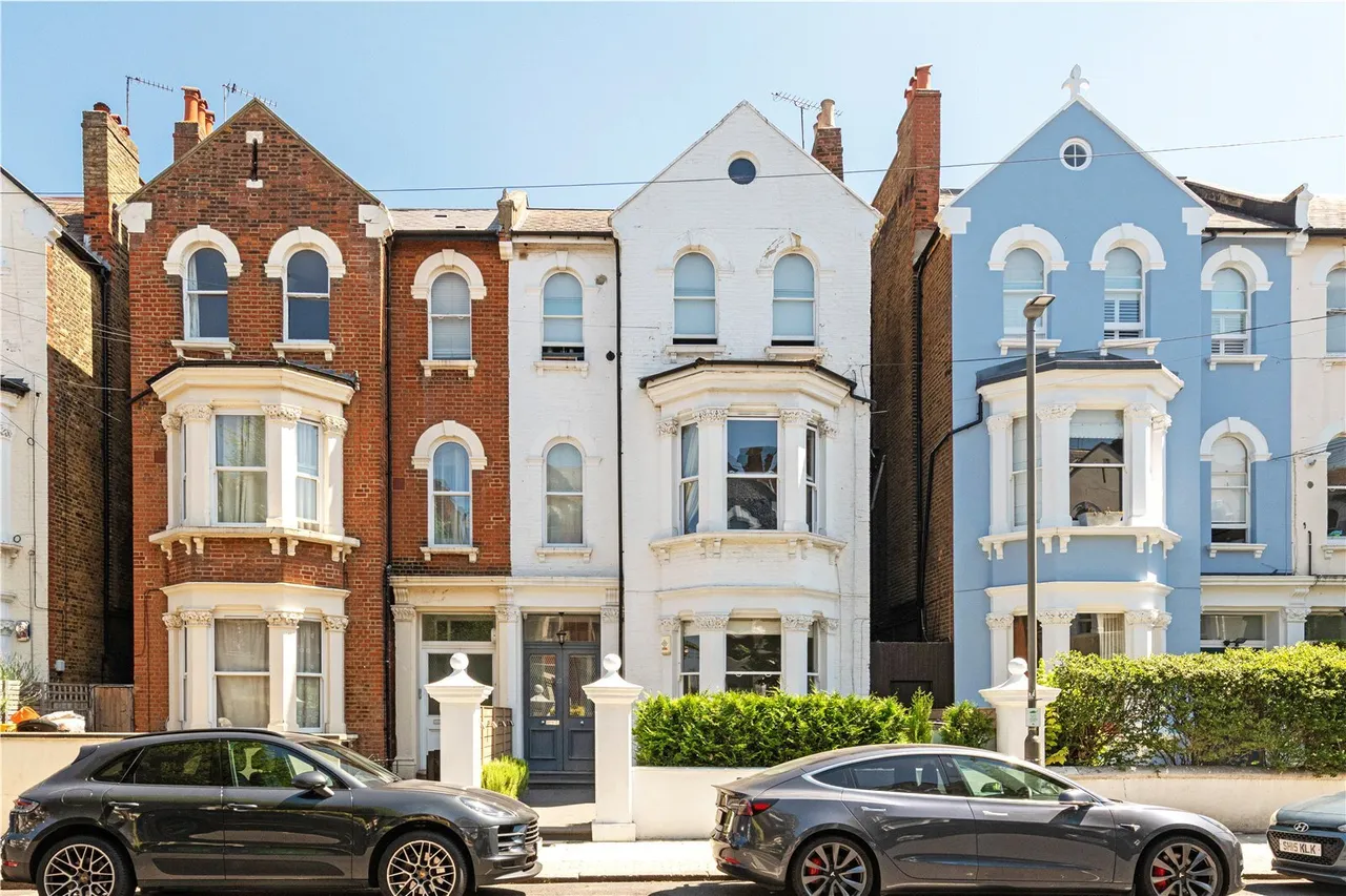 Sisters Avenue, London, SW11, photo 11