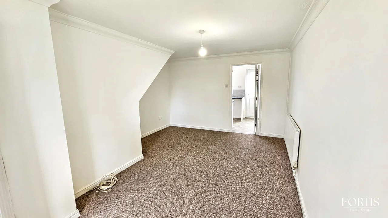 Churchward Drive, Newport, NP19, photo 3