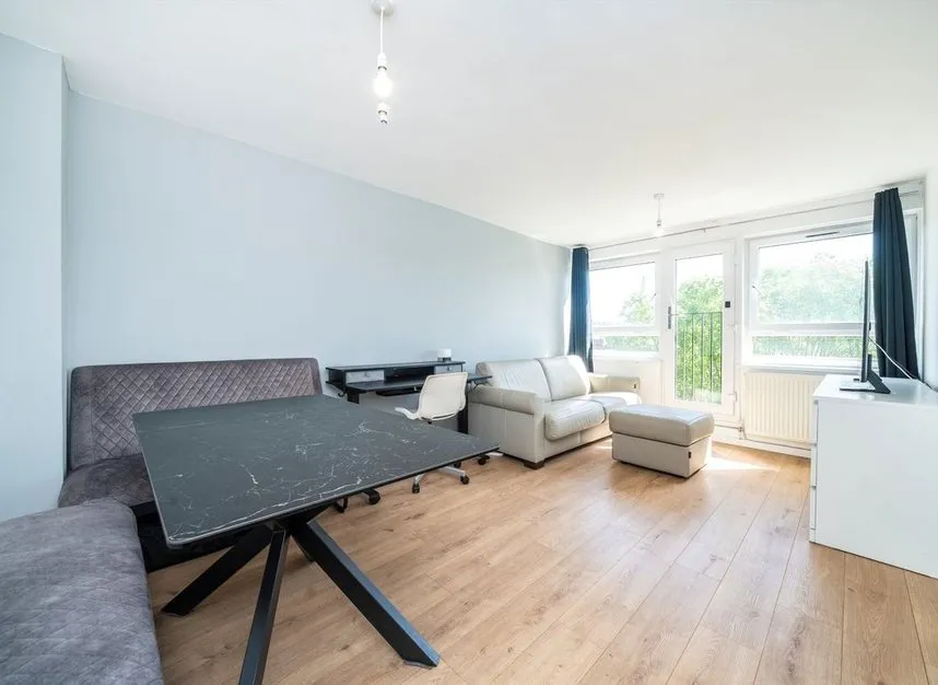 Carnoustie Drive, Islington, N1, photo 3