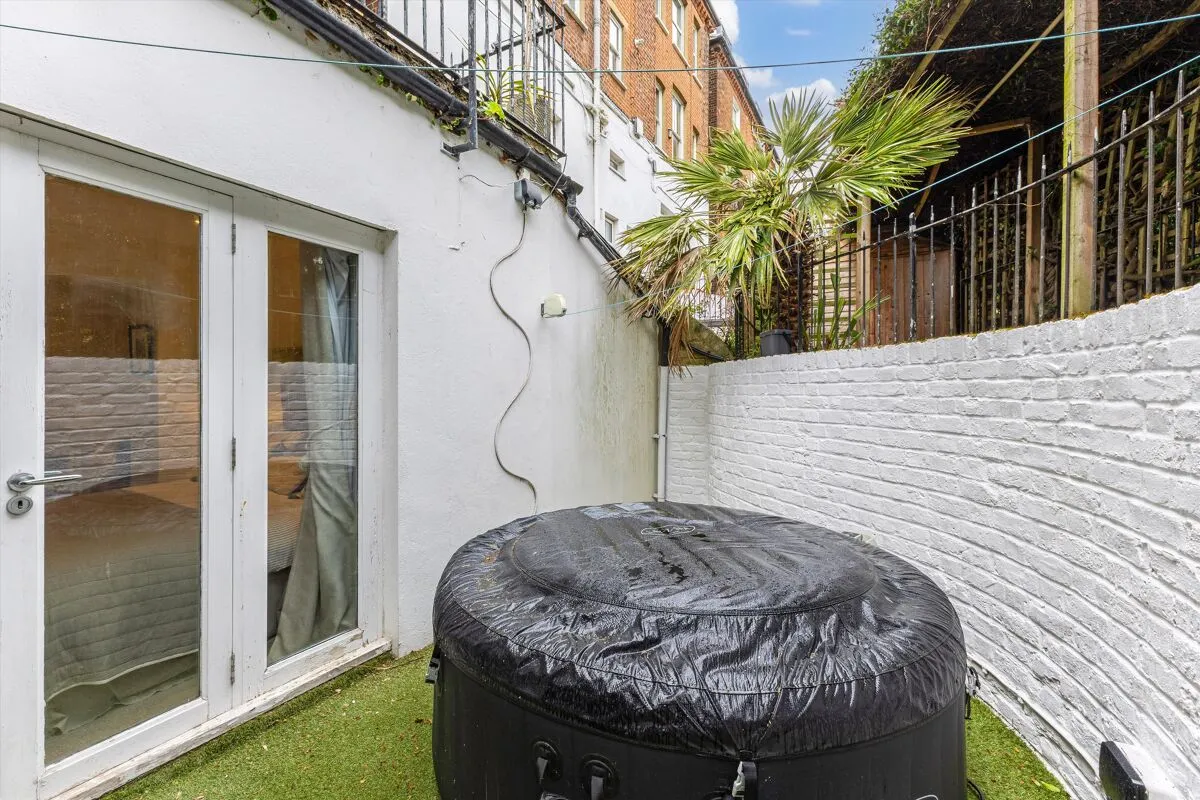 Windmill Drive, London, SW4, photo 14