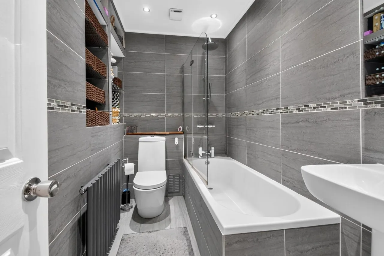 Stonebeck Avenue, Harrogate, HG1, photo 7