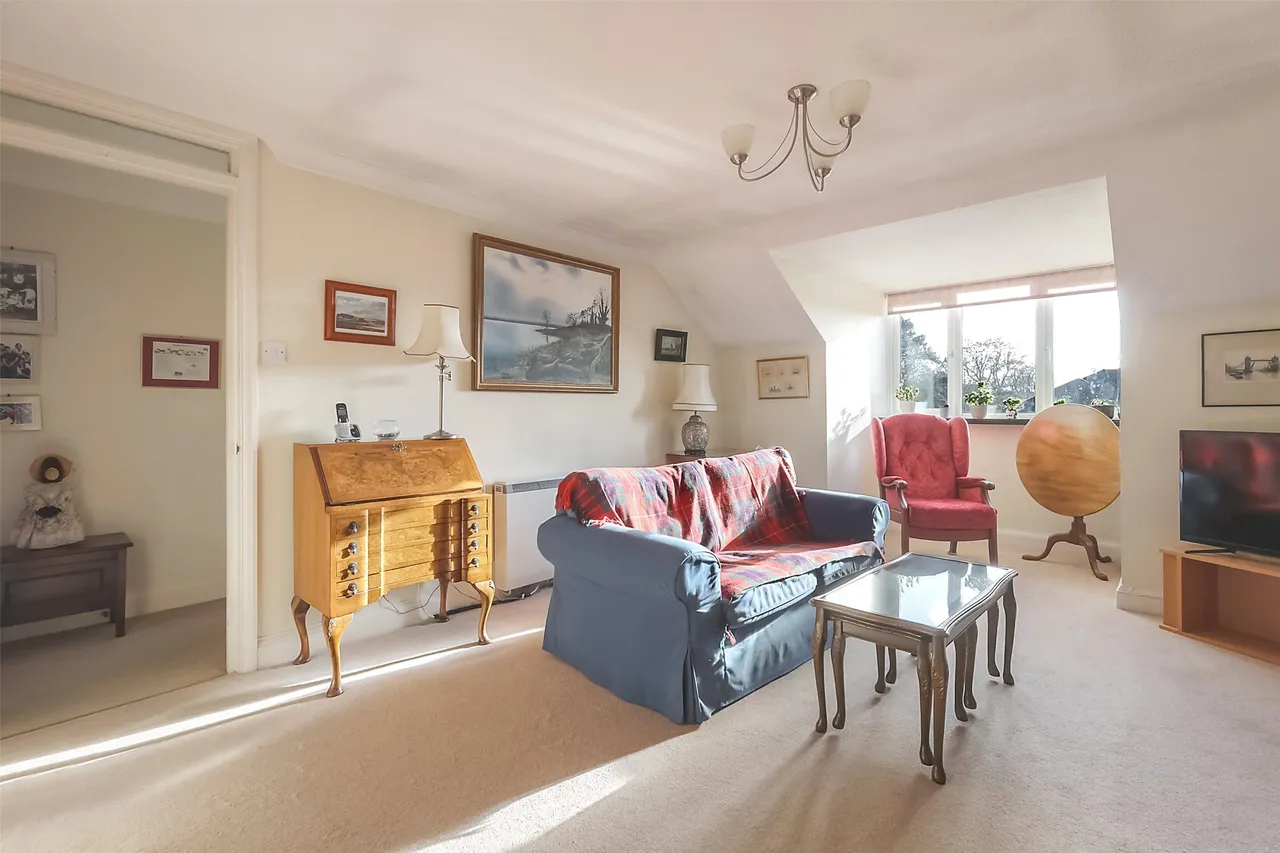 Wray Park Road, Reigate, RH2, photo 4