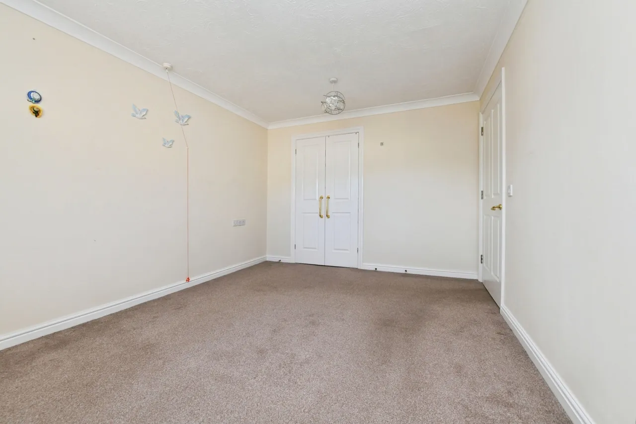 Crowstone Road, Westcliff-on-Sea, Essex, SS0, photo 11