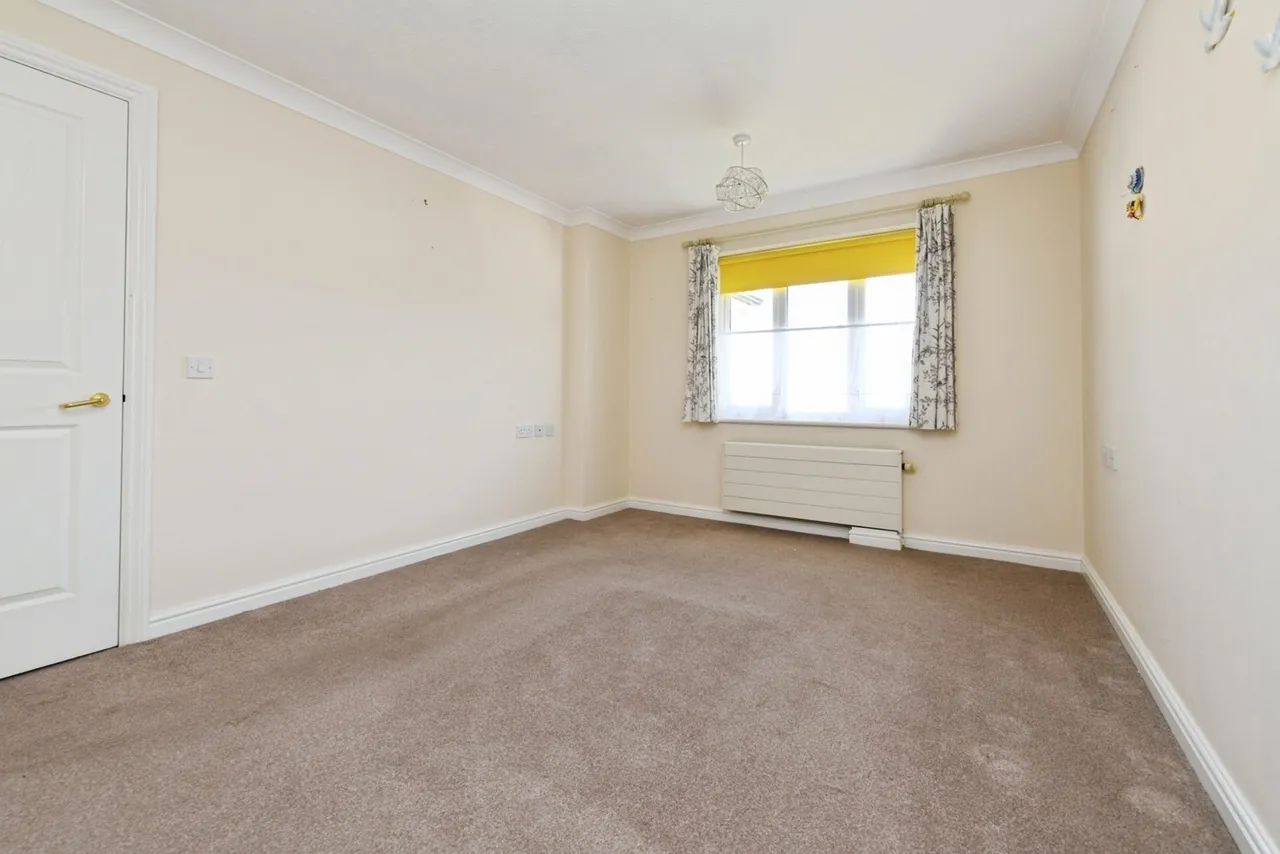 Crowstone Road, Westcliff-on-Sea, Essex, SS0, photo 9