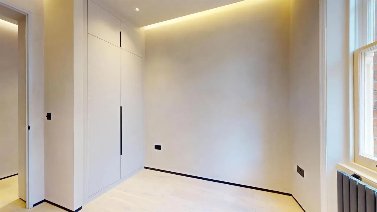 Wynnstay Gardens, London, W8, photo 13