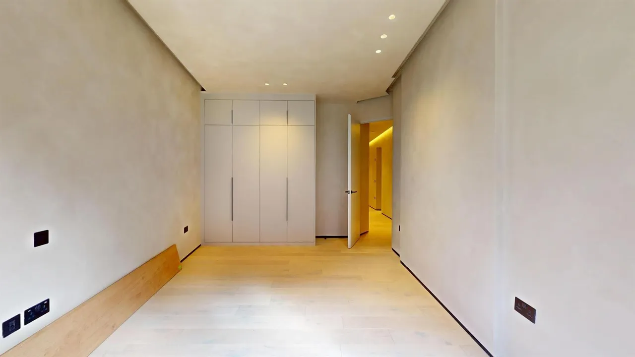 Wynnstay Gardens, London, W8, photo 14