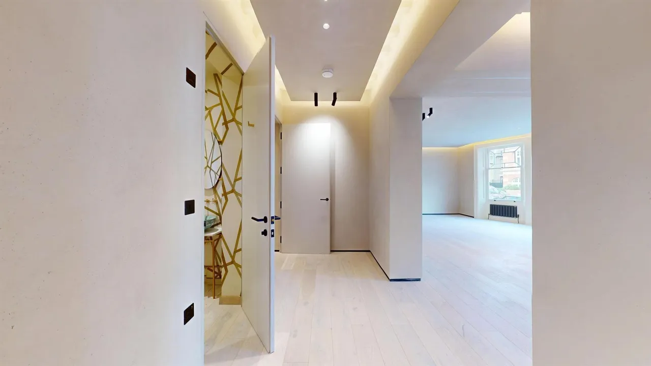 Wynnstay Gardens, London, W8, photo 12