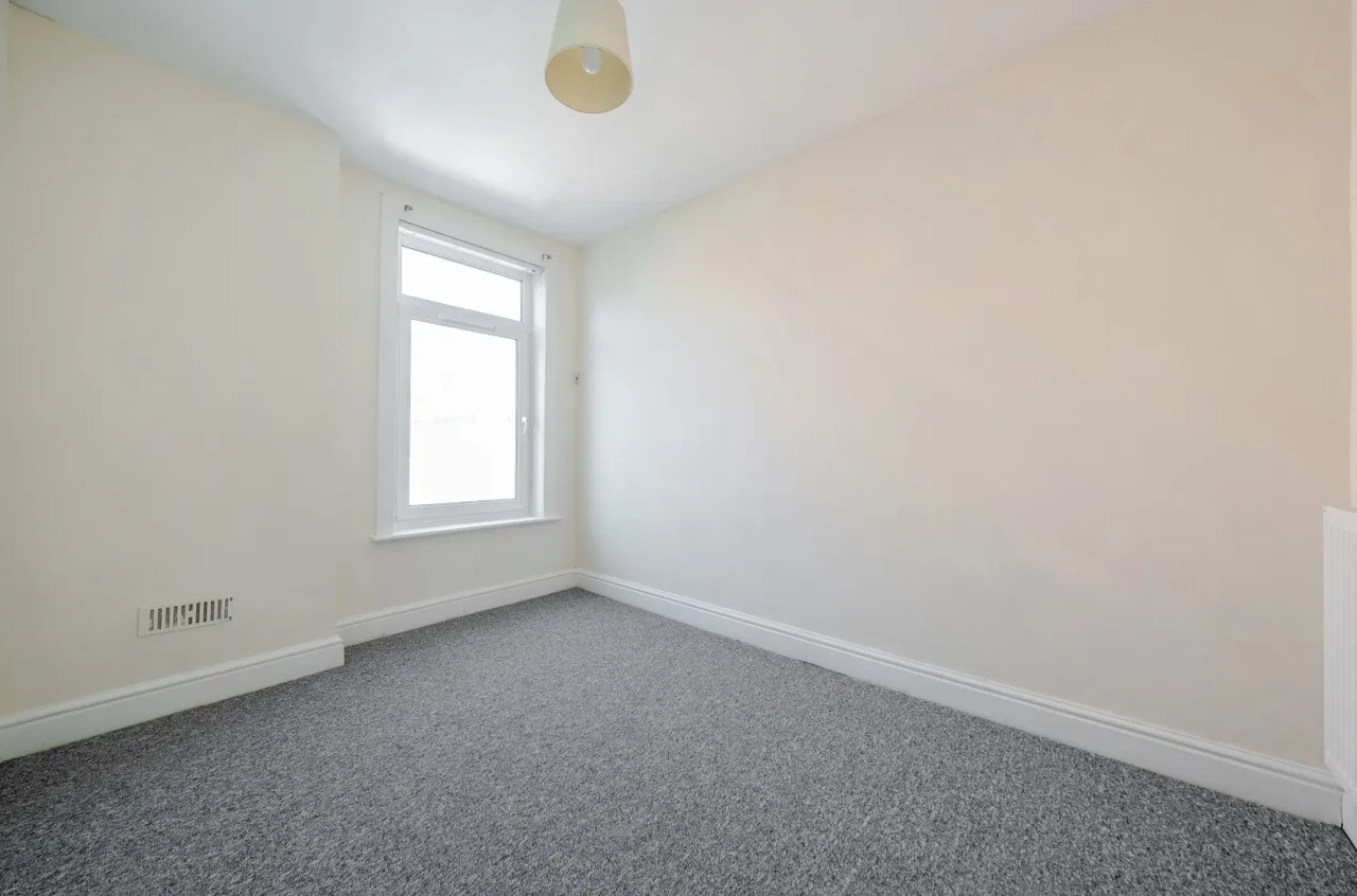Bramble Road, Southsea, PO4, photo 8