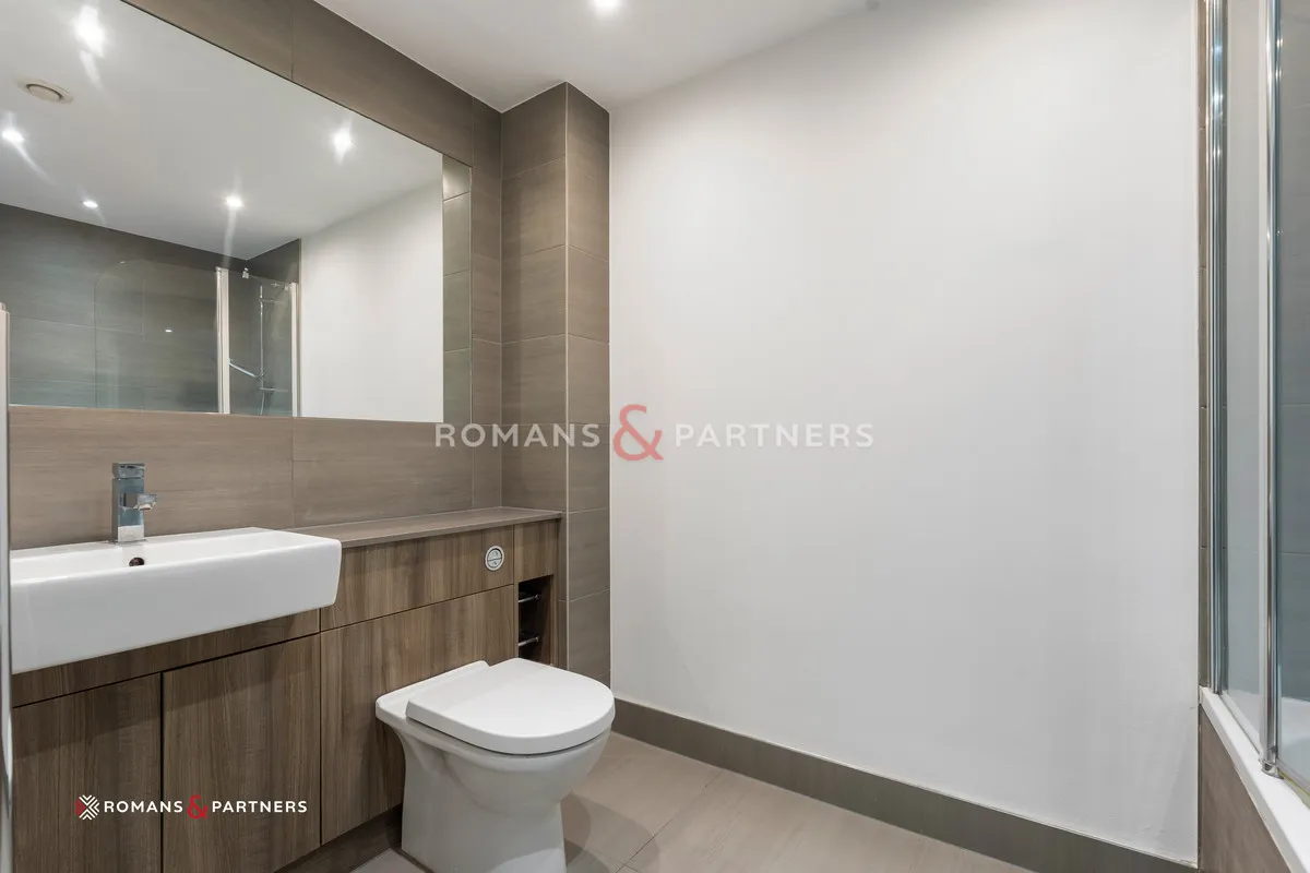 Carvell House, Beaufort Park, NW9, photo 10
