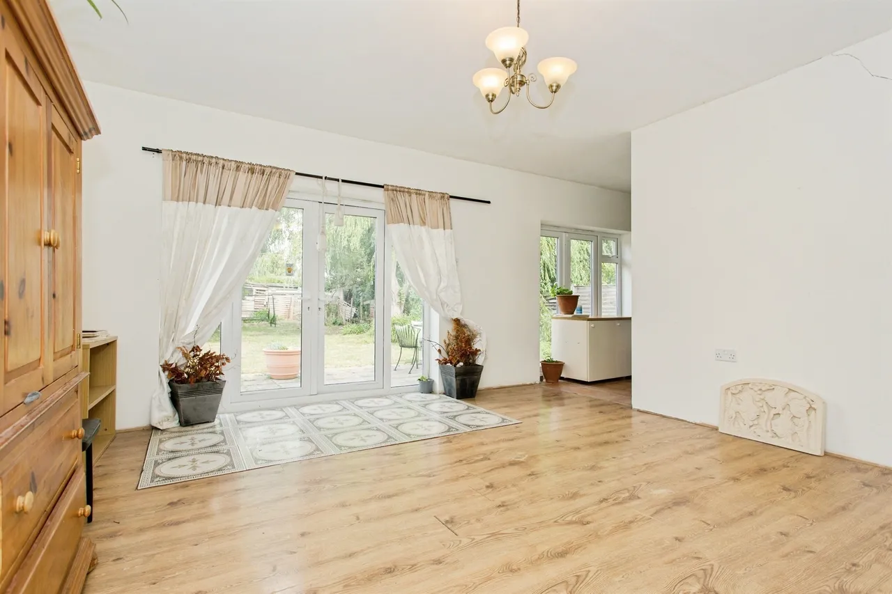 Cambridge Road, Oakington, Cambridge, photo 3