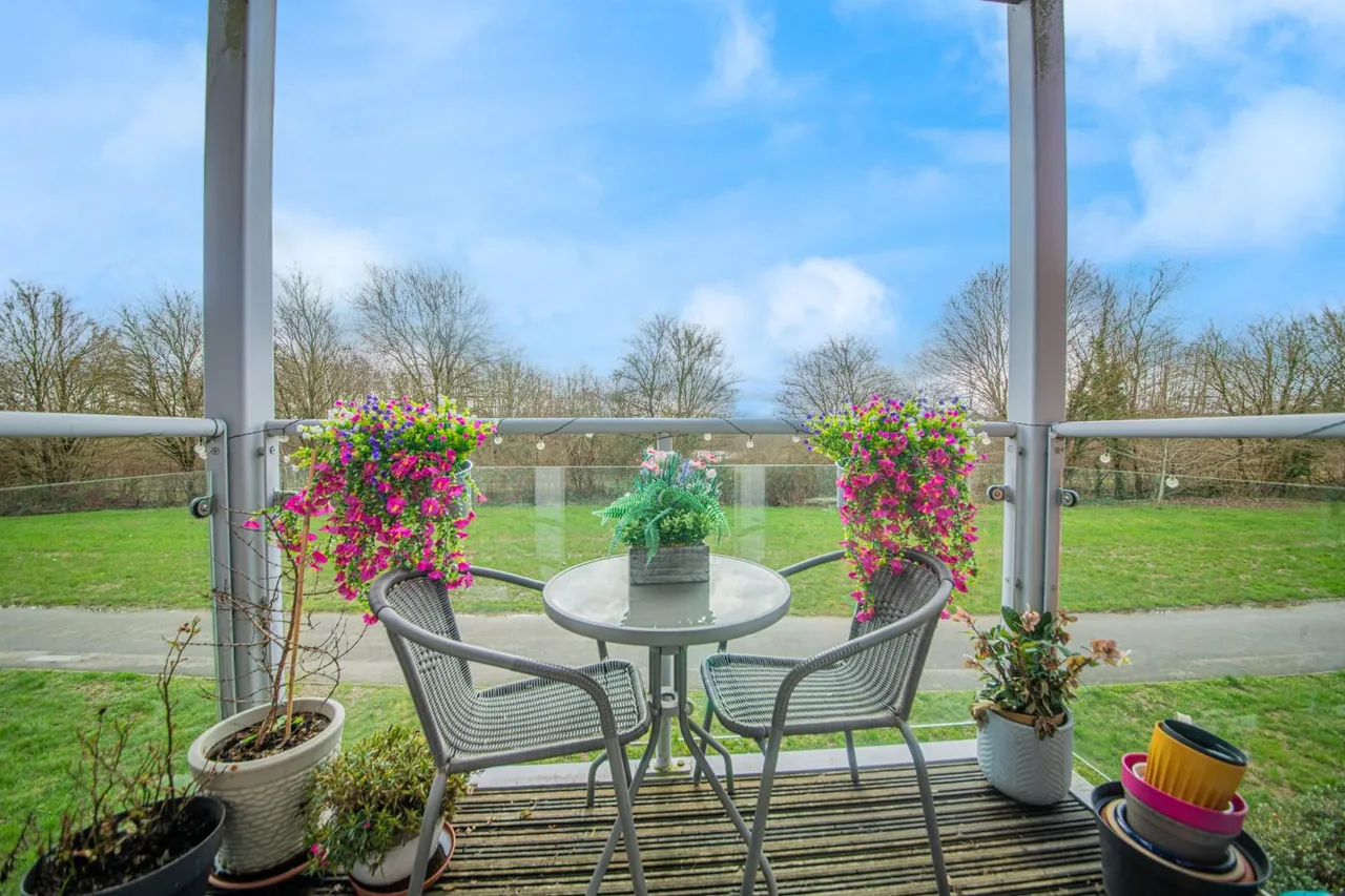 Dakota Way, Lakeside, Eastleigh, SO50 5TY, photo 5