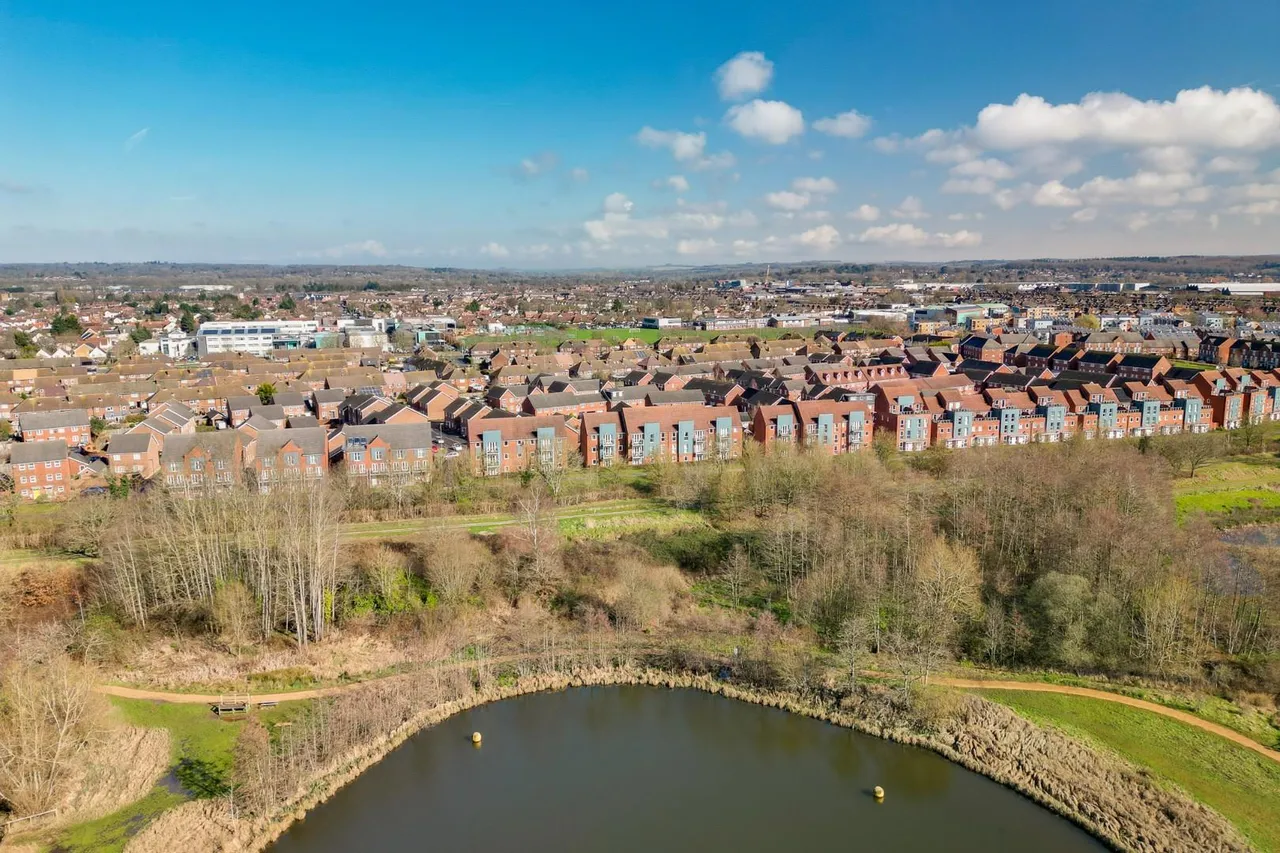 Dakota Way, Lakeside, Eastleigh, SO50 5TY, photo 16