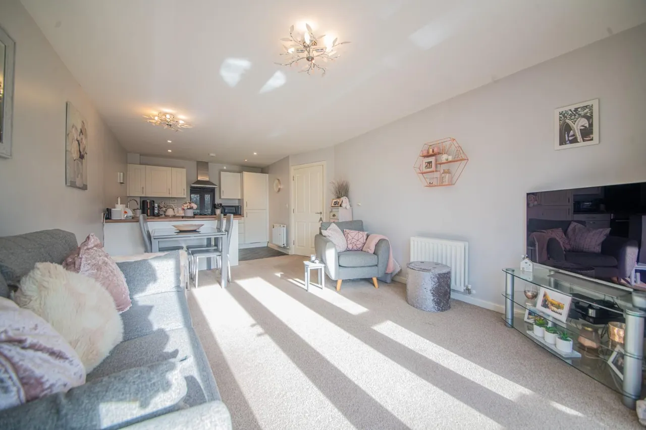 Dakota Way, Lakeside, Eastleigh, SO50 5TY, photo 6