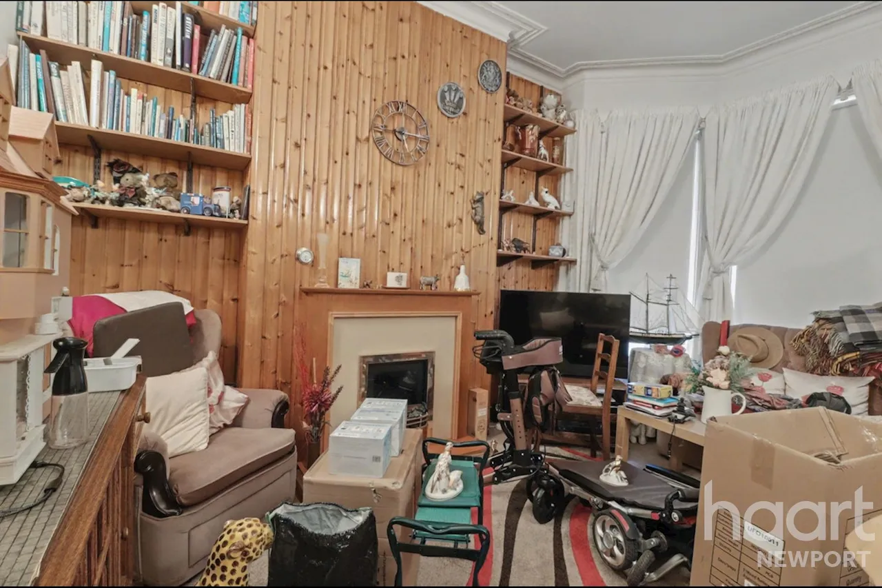 Dewsland Park Road, Newport, NP20, photo 4