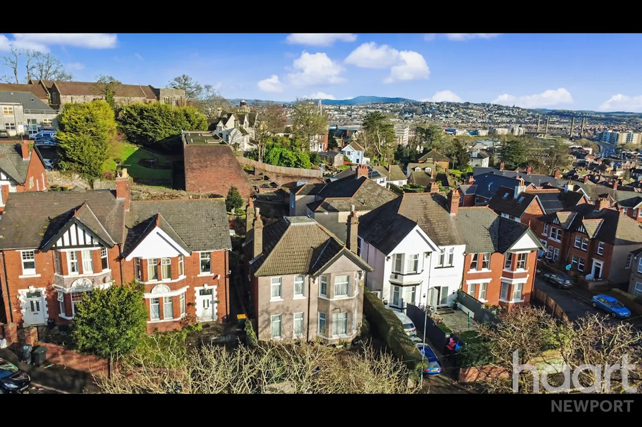 Dewsland Park Road, Newport, NP20, photo 28