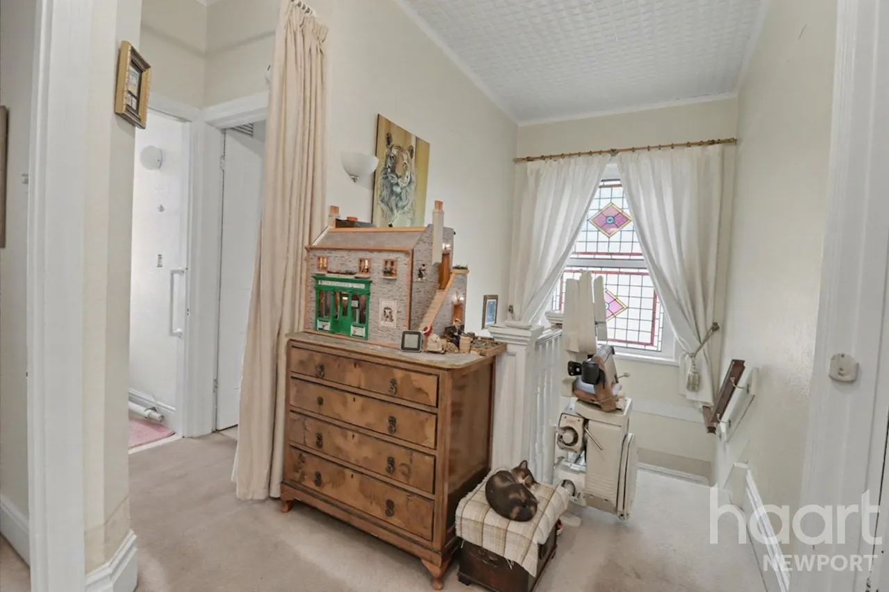 Dewsland Park Road, Newport, NP20, photo 17