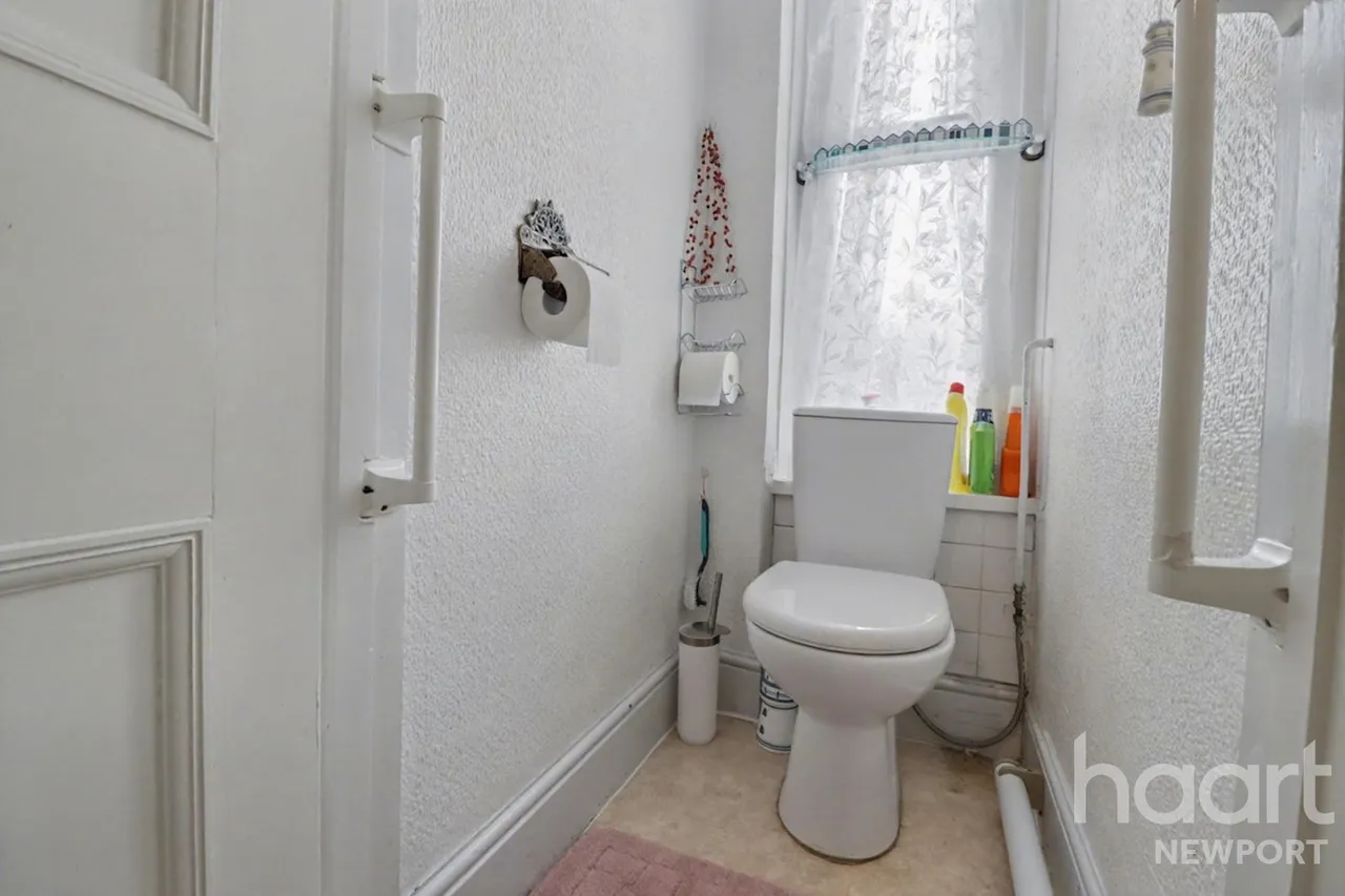 Dewsland Park Road, Newport, NP20, photo 15