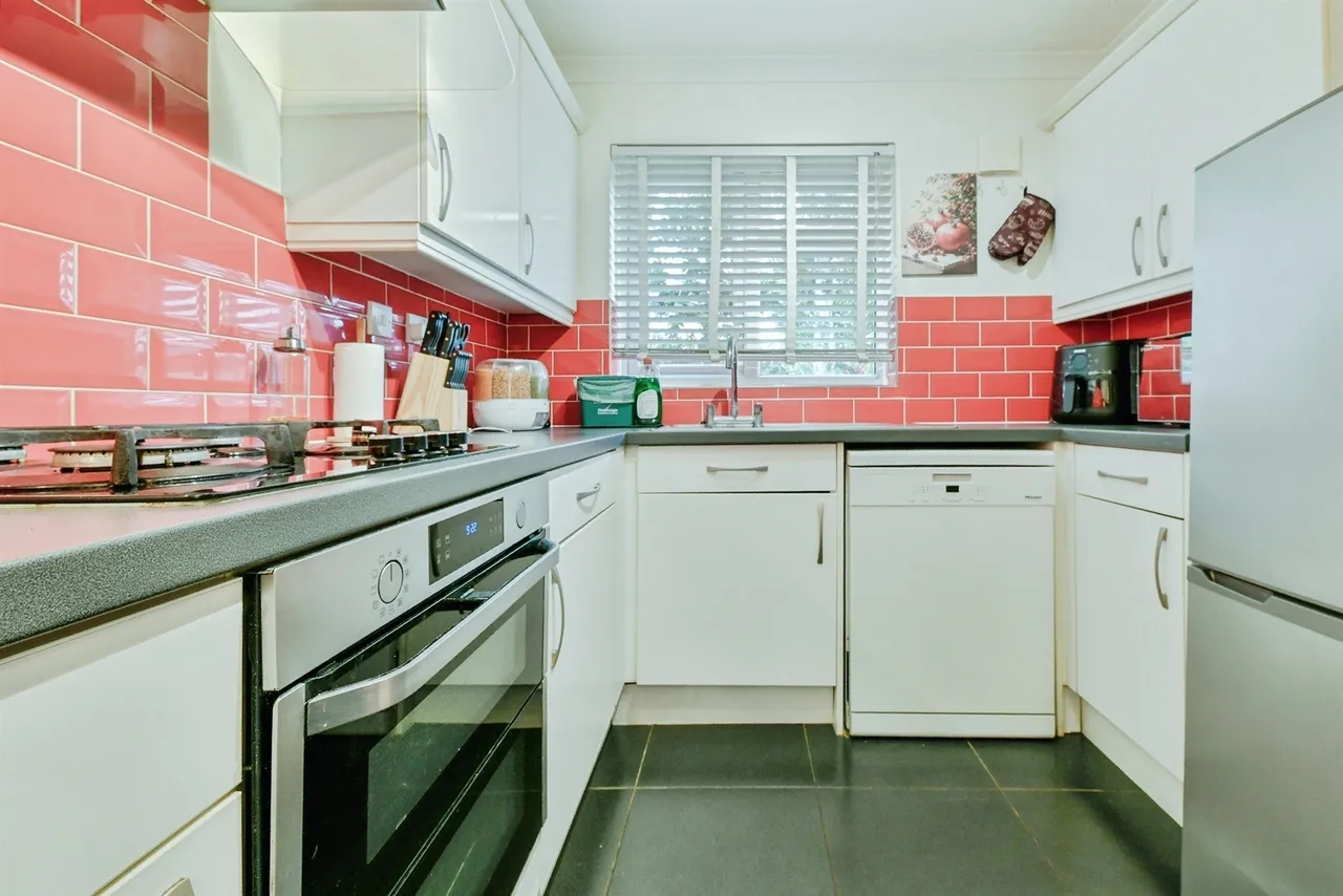 Brixham Close, Stevenage, SG1, photo 19