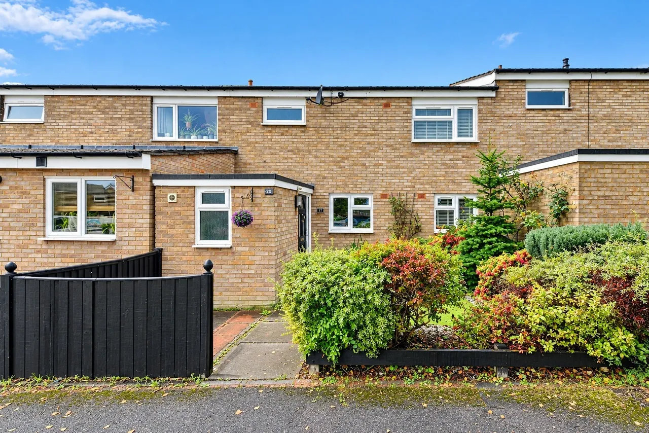 3 bed house for sale, Brixham Close, Stevenage, SG1