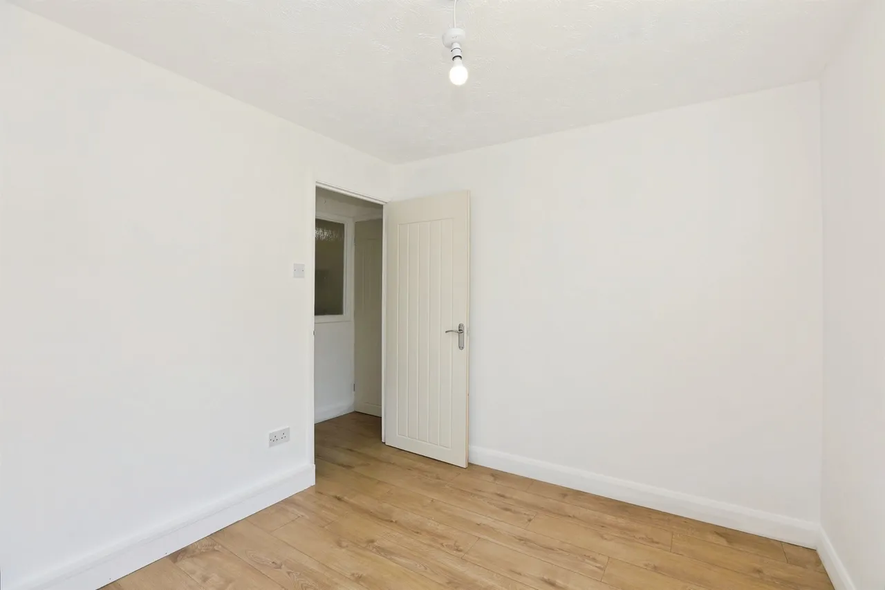 Larch Way, Haywards Heath, RH16, photo 6