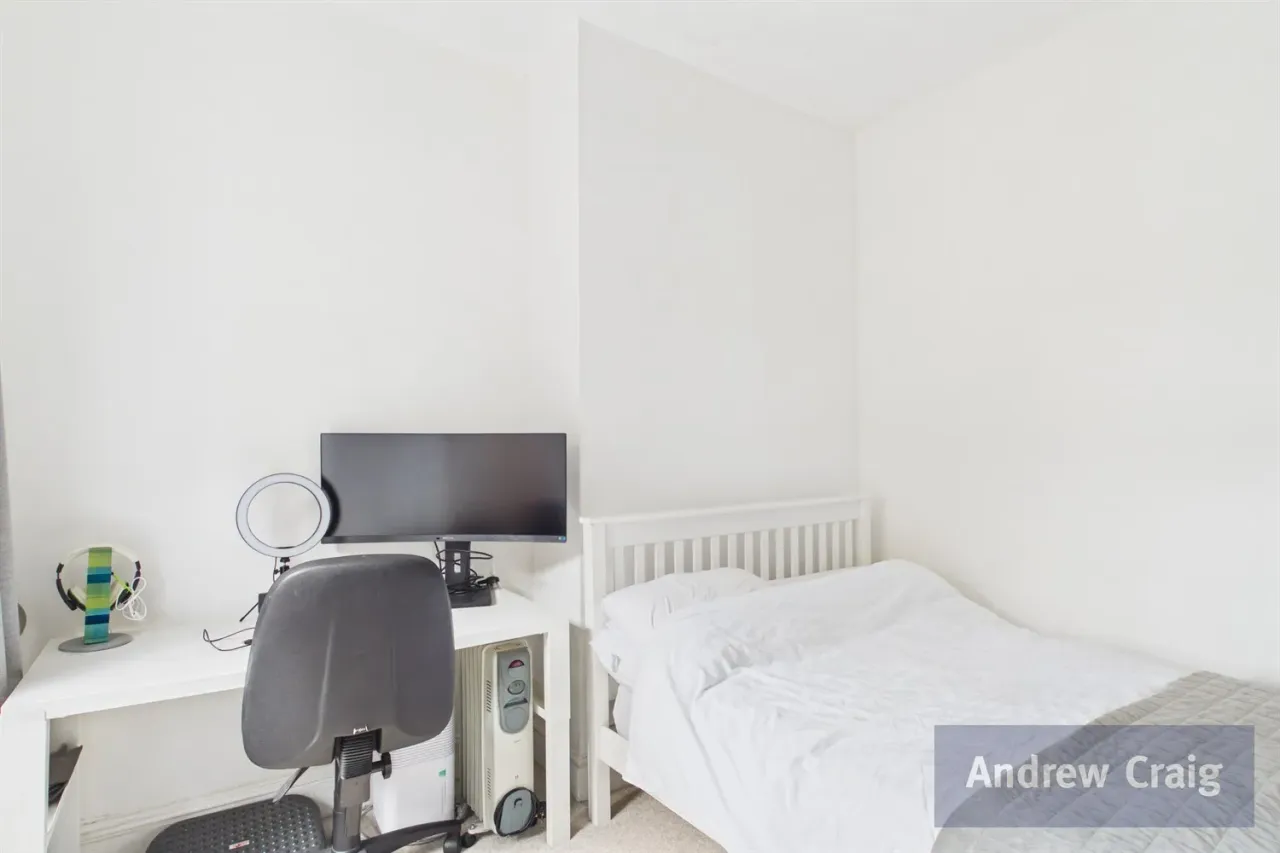 Cauldwell Avenue, South Shields, NE34, photo 24